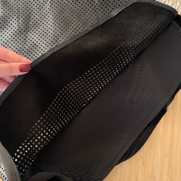 002. DANIER / REAL LEATHER BLACK MIDI SKIRT - Picture 5 of 6